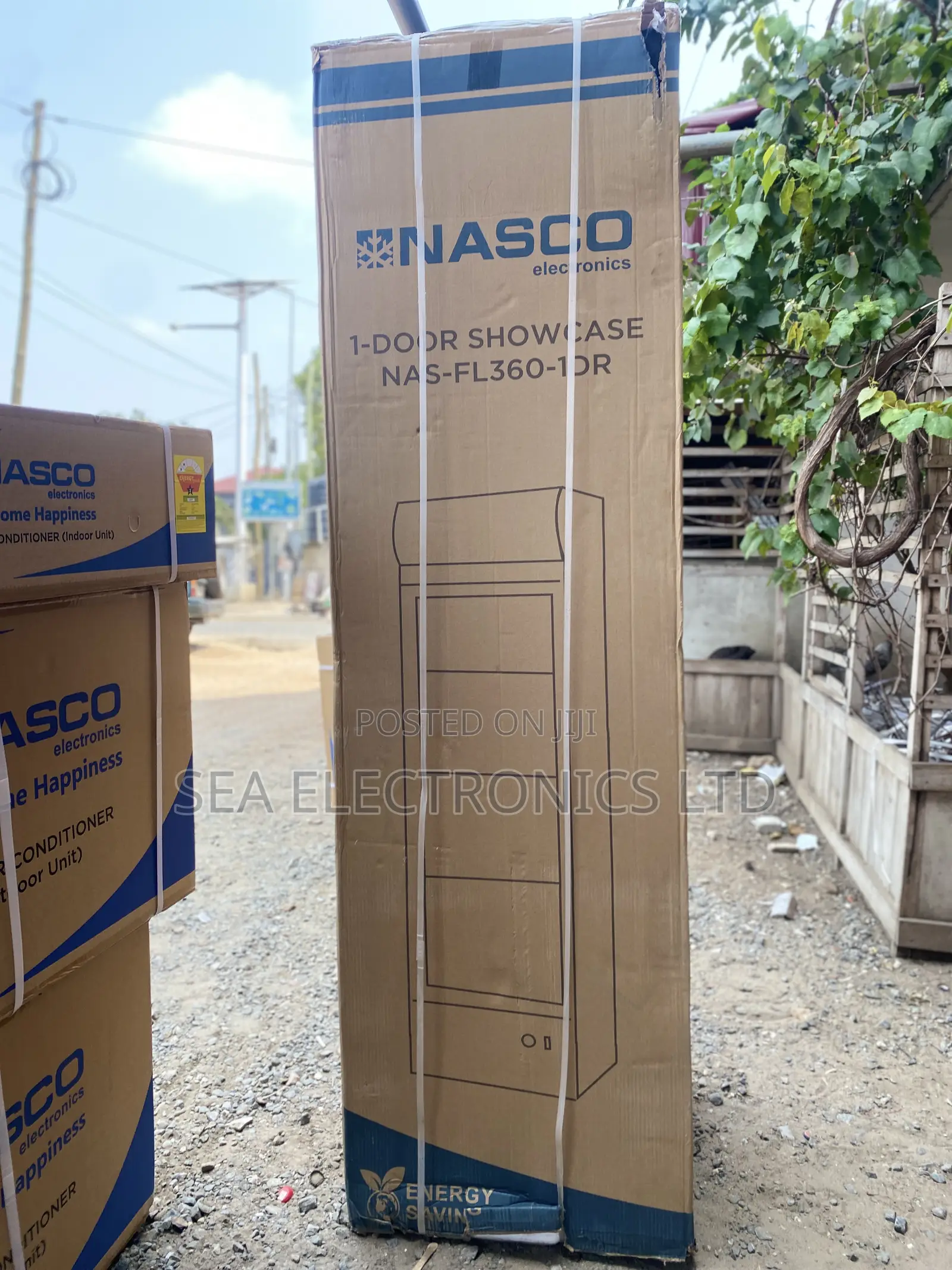 Nasco Showcase Display Fridge 298 Lites