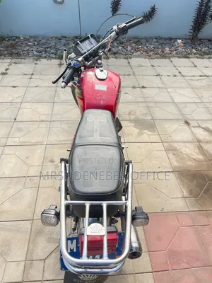 Royal Motorcycle 2023 Red