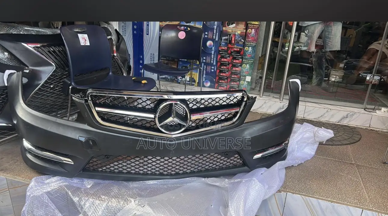 Mercedes Benz C250 Complete Fromt Bumper Available