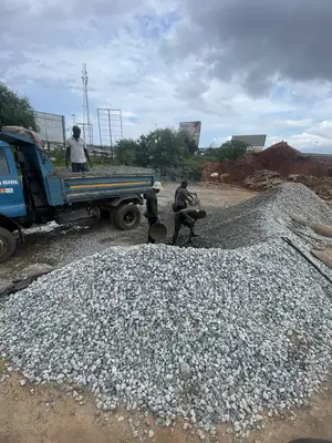 Call for Quality Affordable Stone, Chipping Black Soil Call for Price