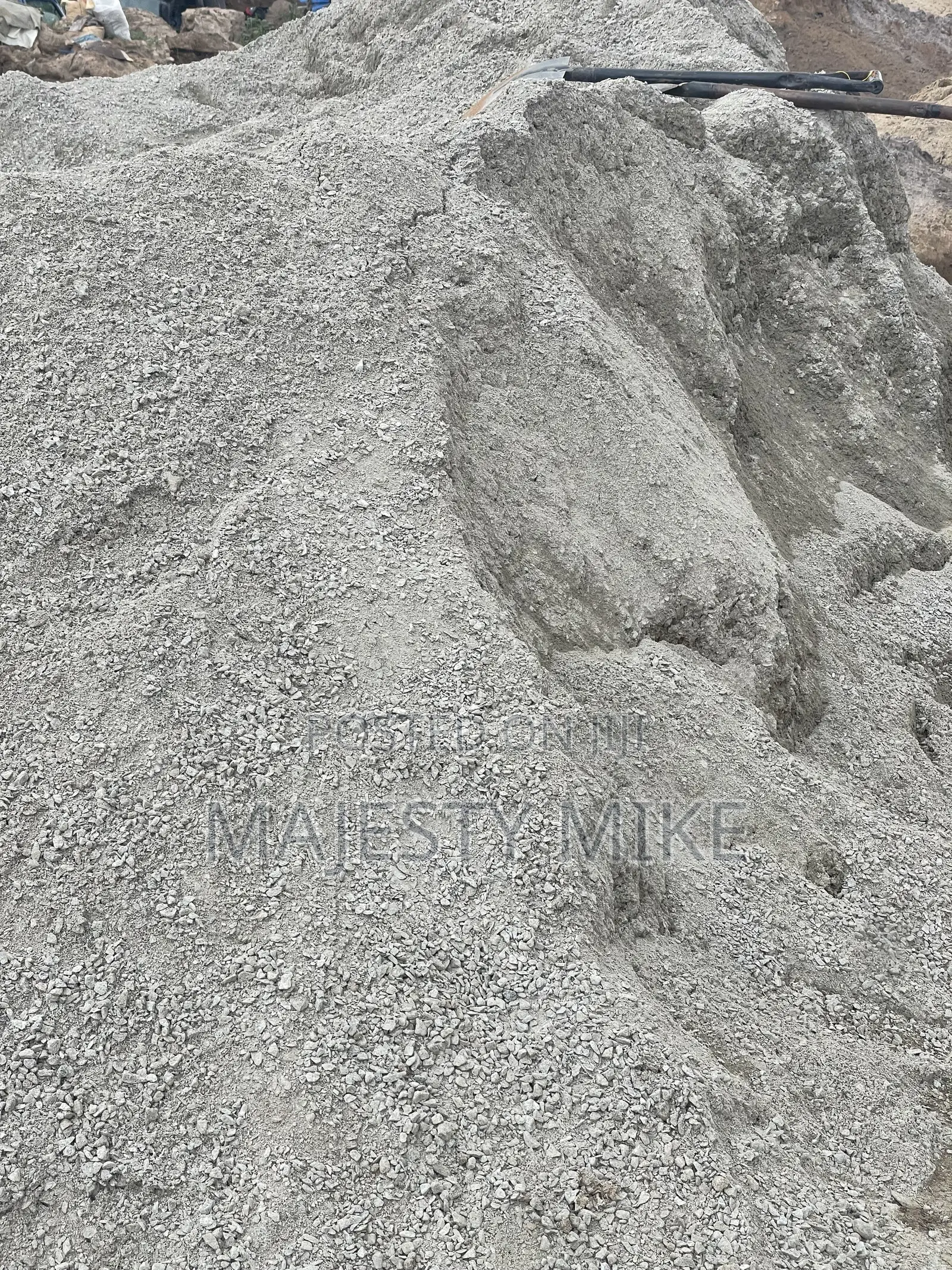 Call for Quality Affordable Stone, Chipping Black Soil Call for Price