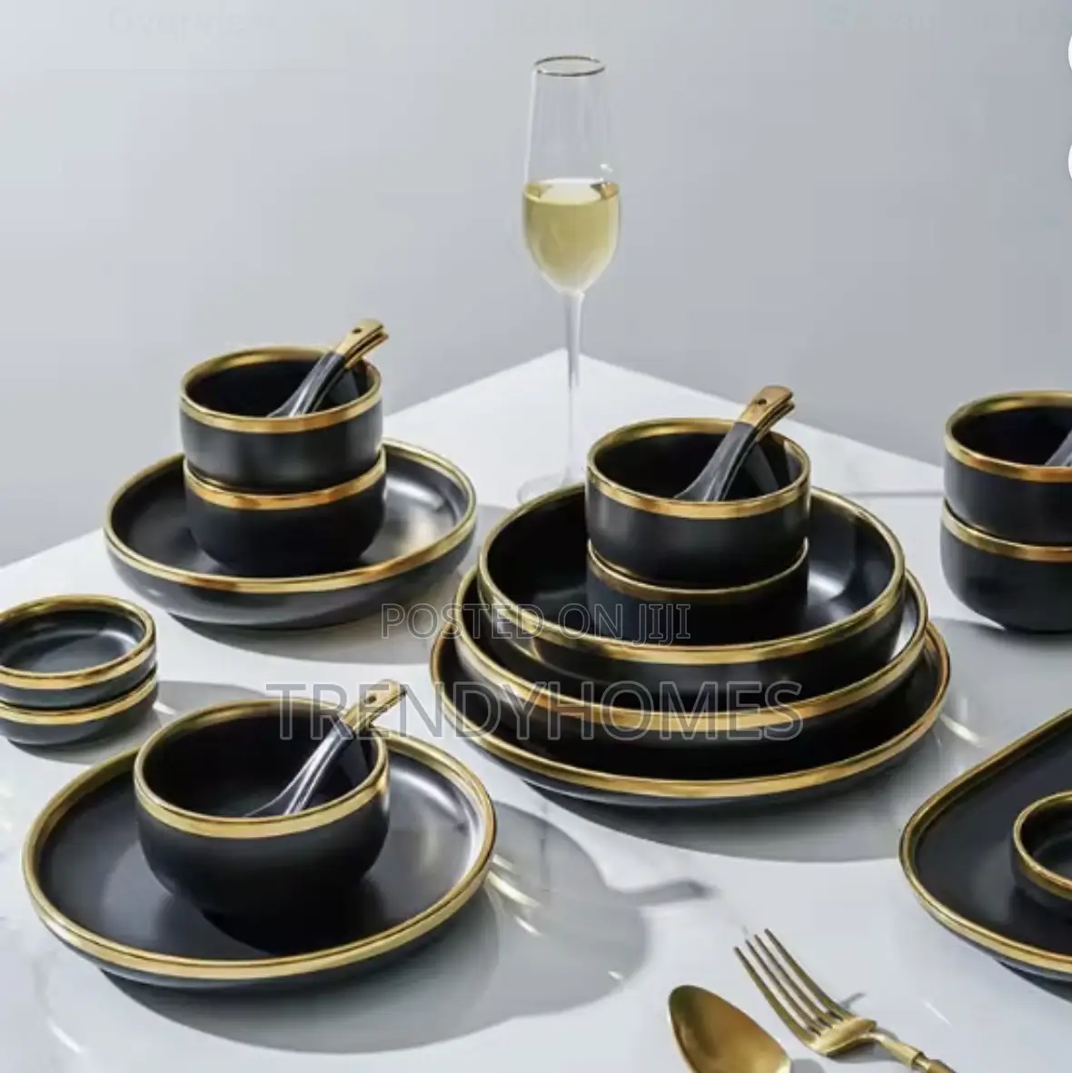 16pcs Luxurious Dinnerware Set