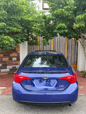 Toyota Corolla XSE (1.8L 4cyl 2A) 2019 Blue