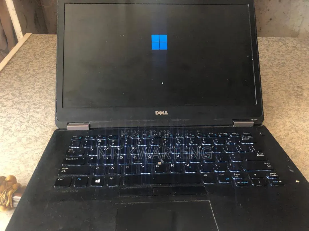 Laptop Dell Latitude E7470 12GB Intel Core i5 SSD 256GB