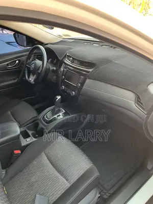 Nissan Rogue SV AWD 2018 White
