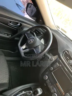 Nissan Rogue SV AWD 2018 White