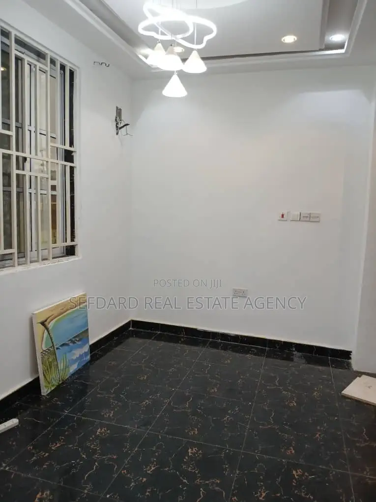 2bdrm Apartment in Sefdard Properties, Taifa-Burkina for rent