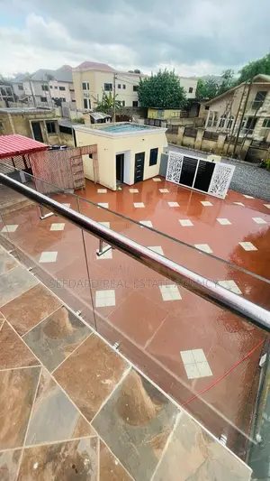 4bdrm House in Sefdard Properties, Kwabenya for sale