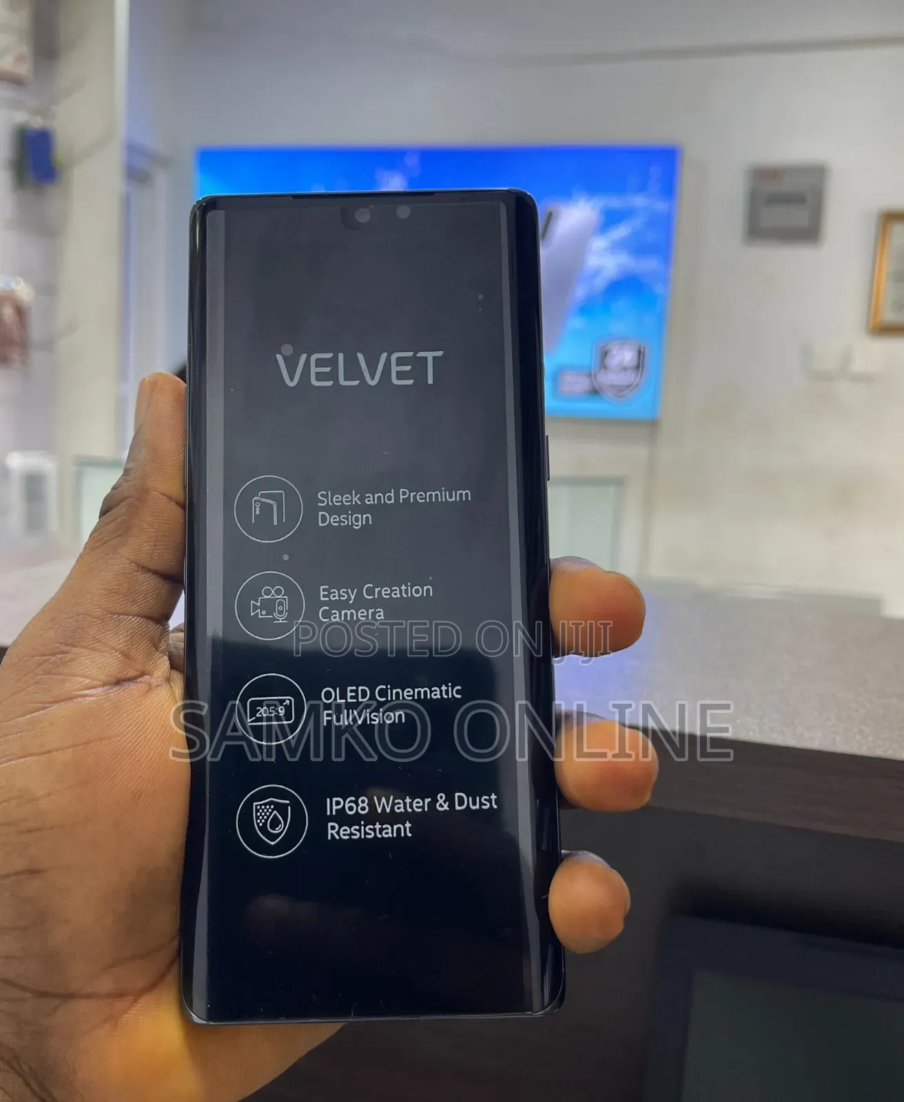 New LG Velvet 128 GB Black