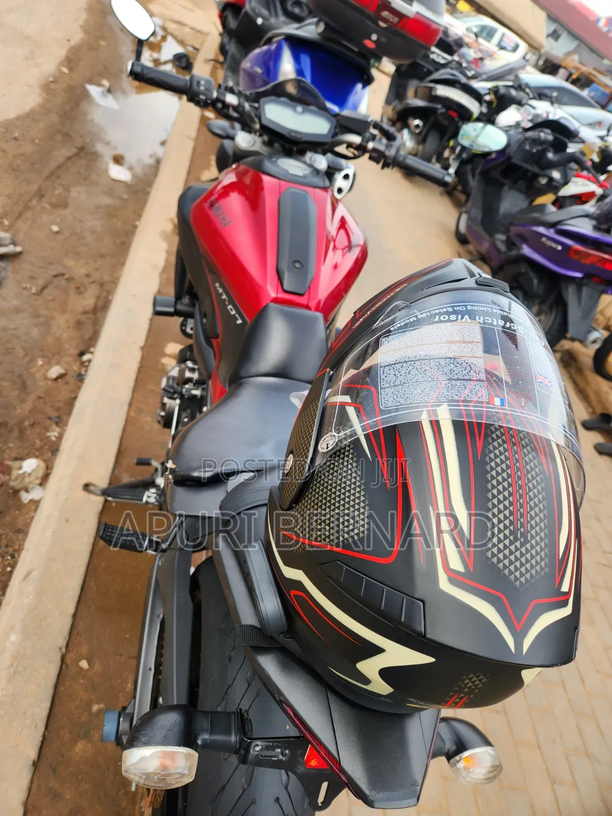 Yamaha 2016 Red