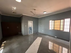 3bdrm House in Teshie for sale