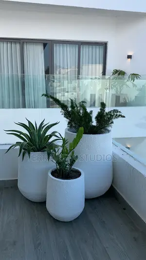 Modern Indoor Outdoor Planters for Sale
