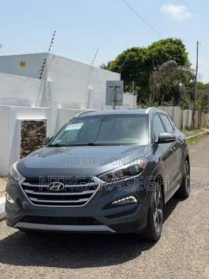 Hyundai Tucson Sport AWD 2017 Gray