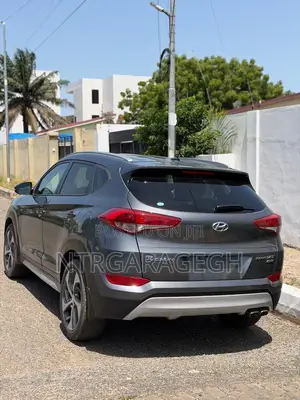 Hyundai Tucson Sport AWD 2017 Gray