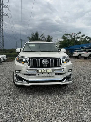 Toyota Land Cruiser Prado 2015 White