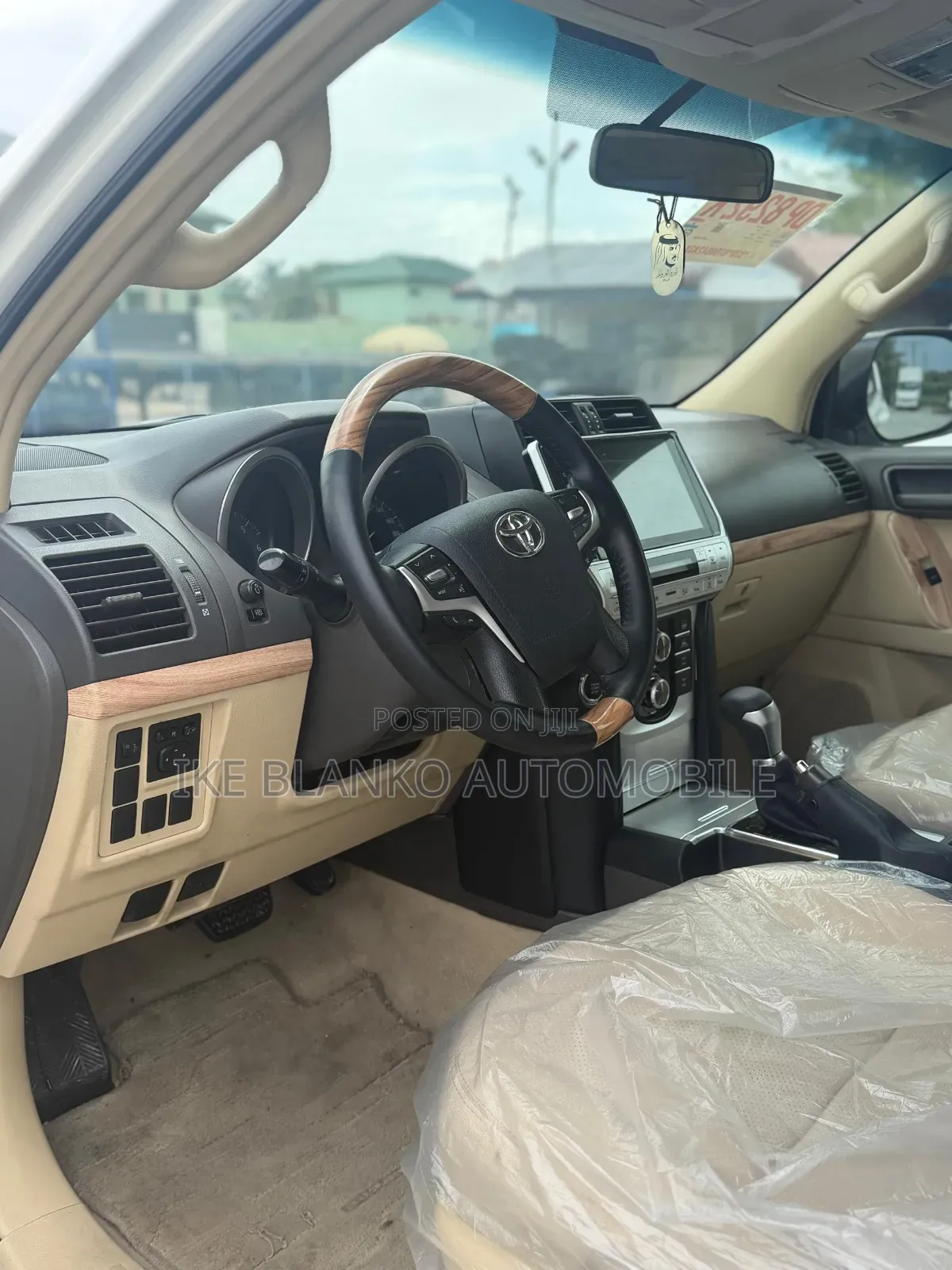 Toyota Land Cruiser Prado 2015 White