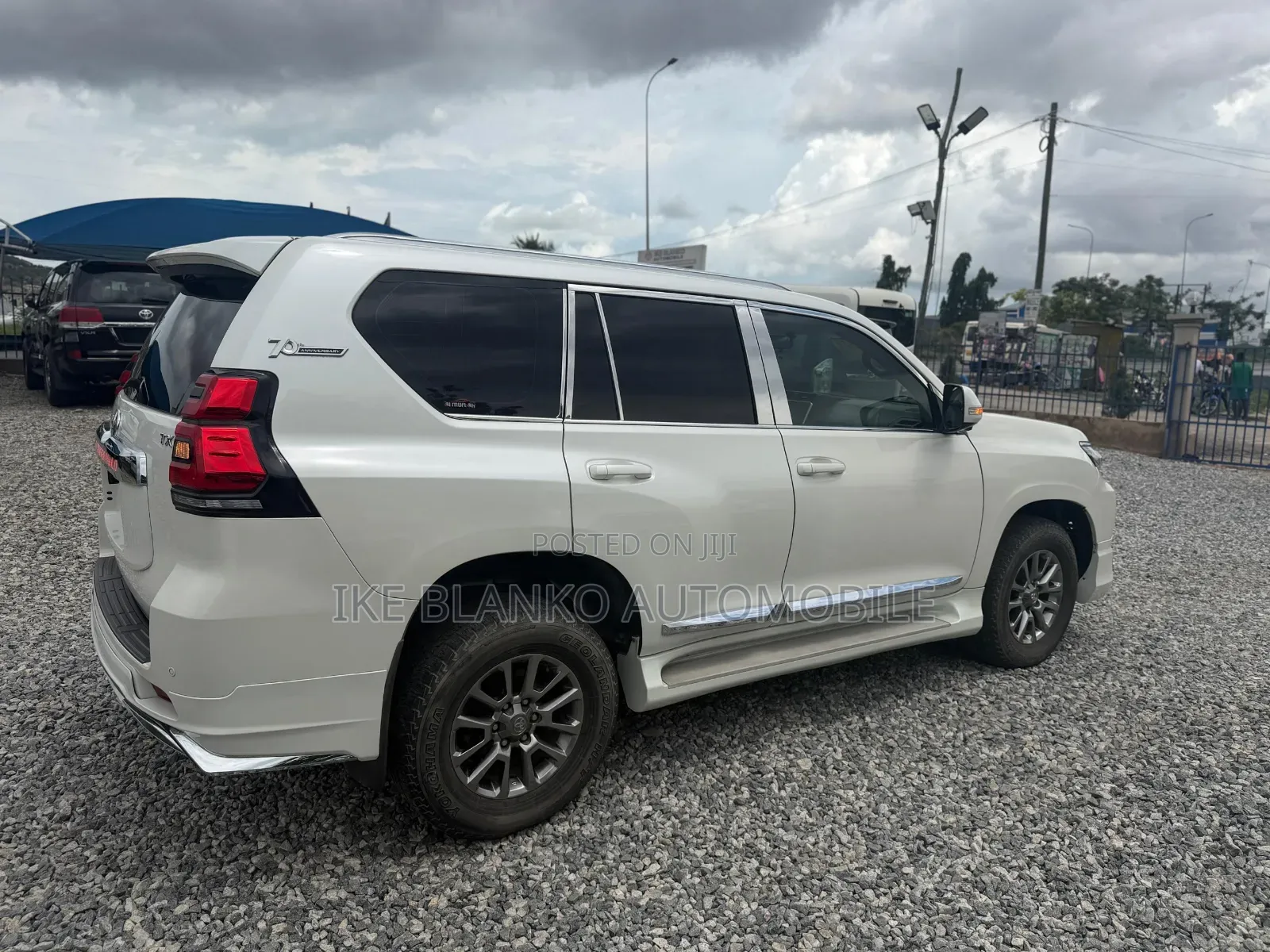 Toyota Land Cruiser Prado 2015 White