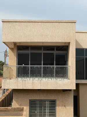 4bdrm Duplex in Bn Estate, Oyarifa for sale