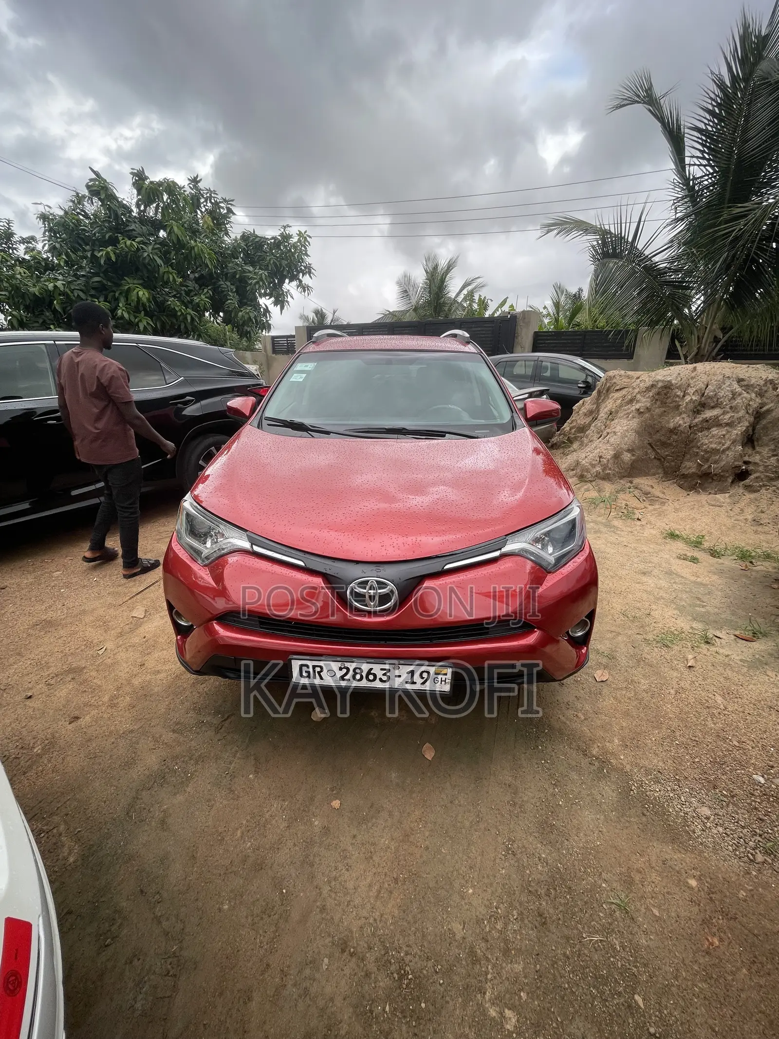 Toyota RAV4 2017 Red