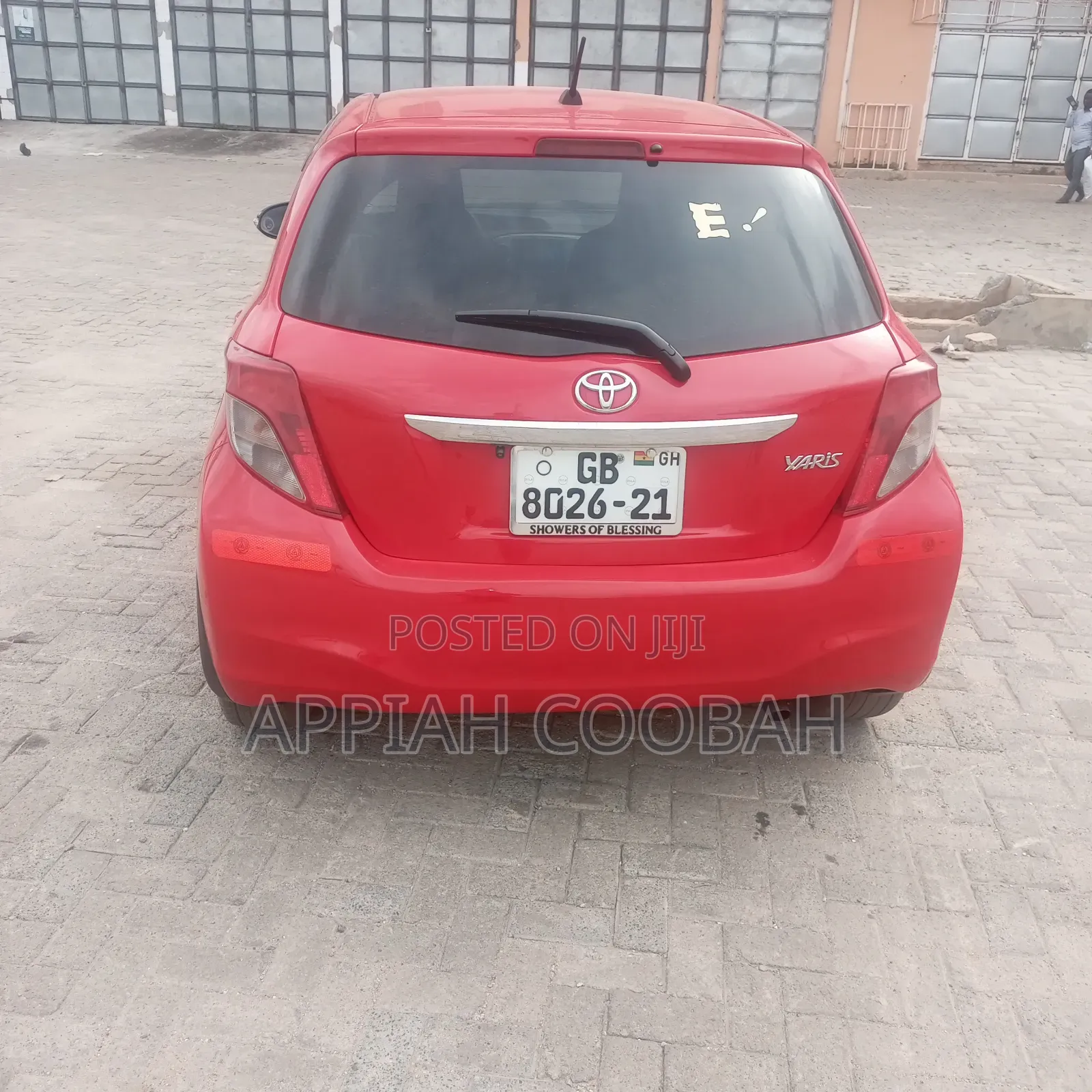Toyota Vitz 1.3 FWD 5dr 2012 Red