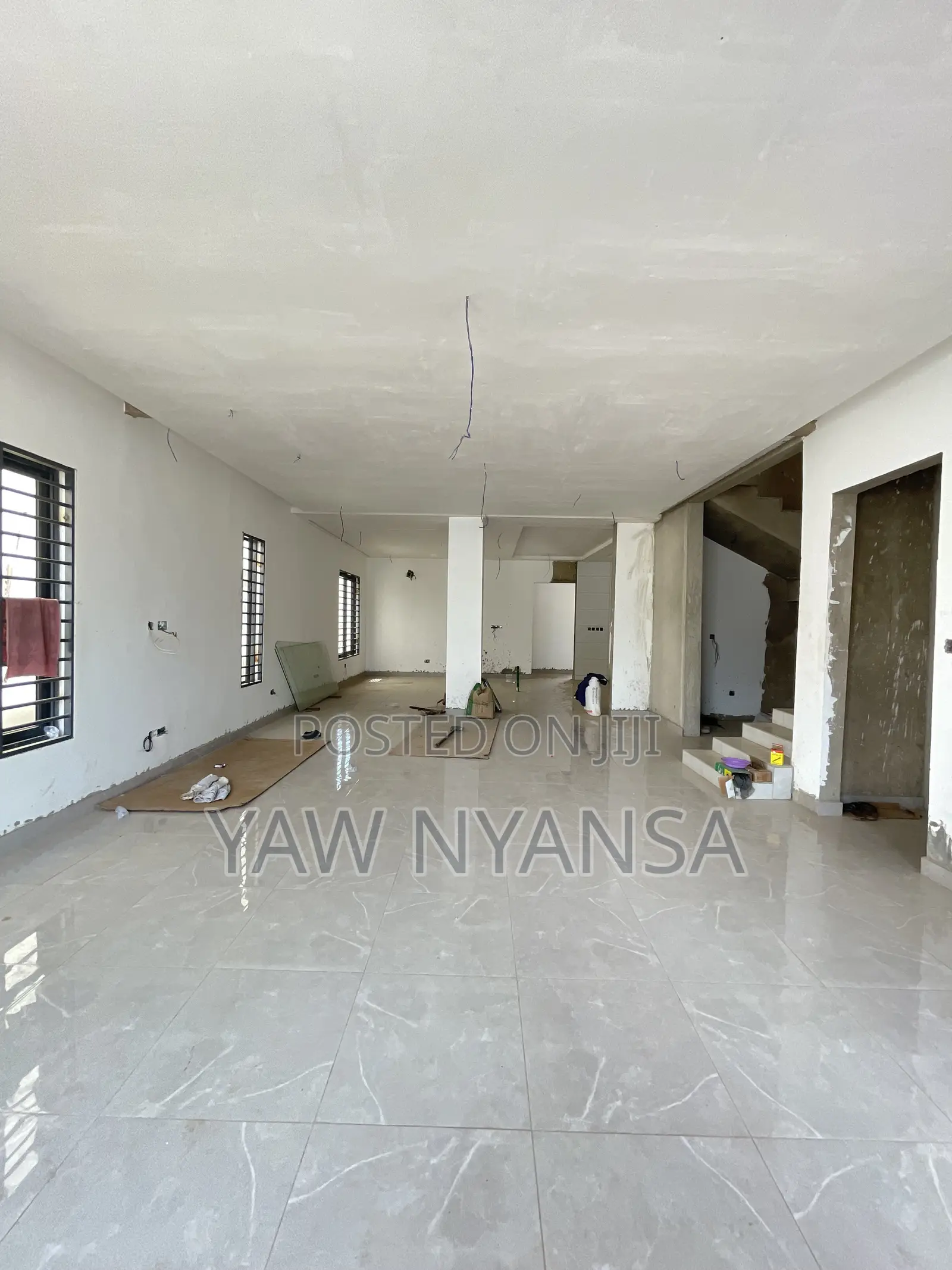 4bdrm Duplex in Bn Estate, Accra Metropolitan for sale
