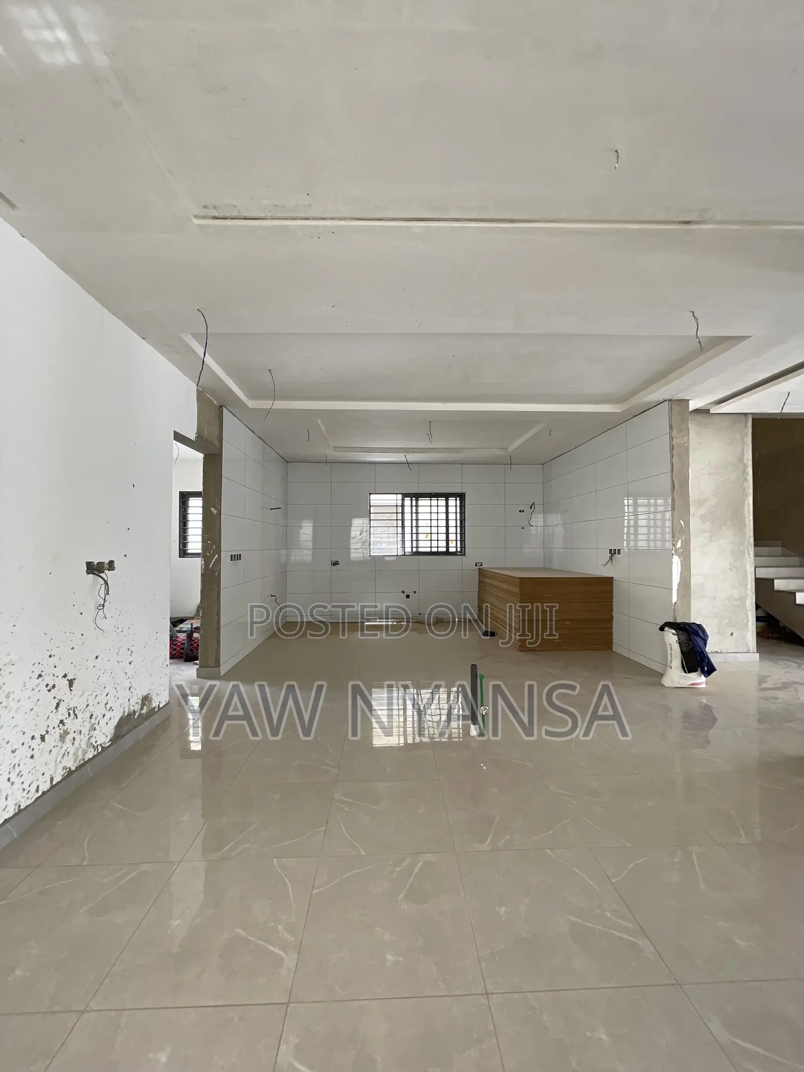 4bdrm Duplex in Bn Estate, Accra Metropolitan for sale