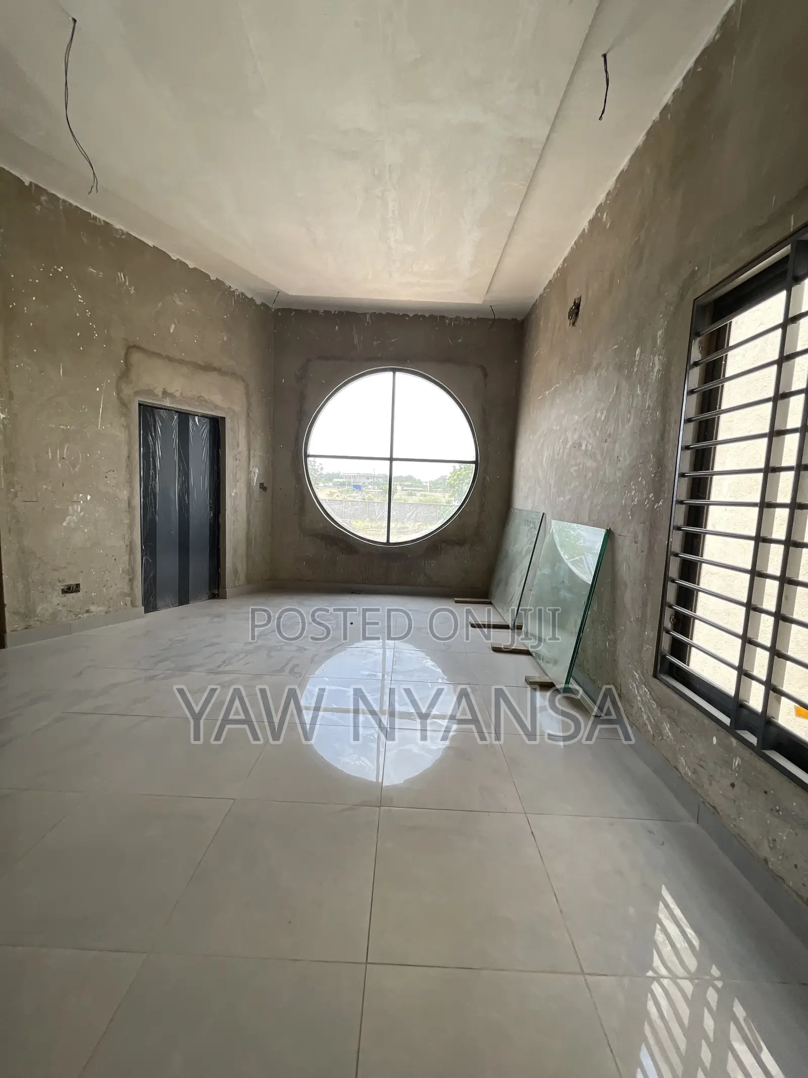4bdrm Duplex in Bn Estate, Accra Metropolitan for sale