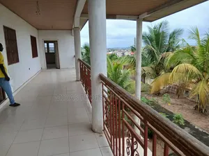 9bdrm Mansion in Dome Sampaman, Amasaman for sale