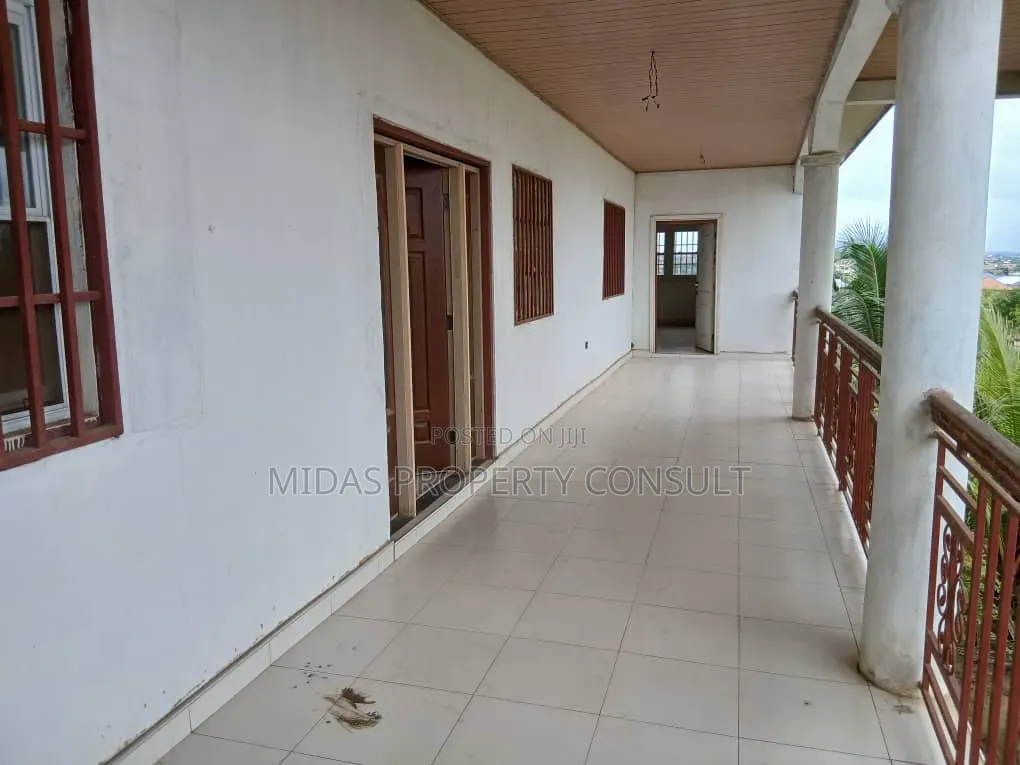 9bdrm Mansion in Dome Sampaman, Amasaman for sale