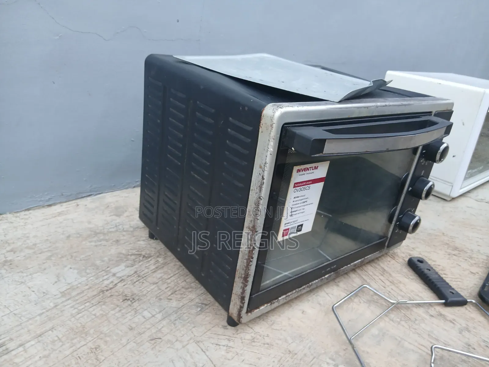 Microwave Oven