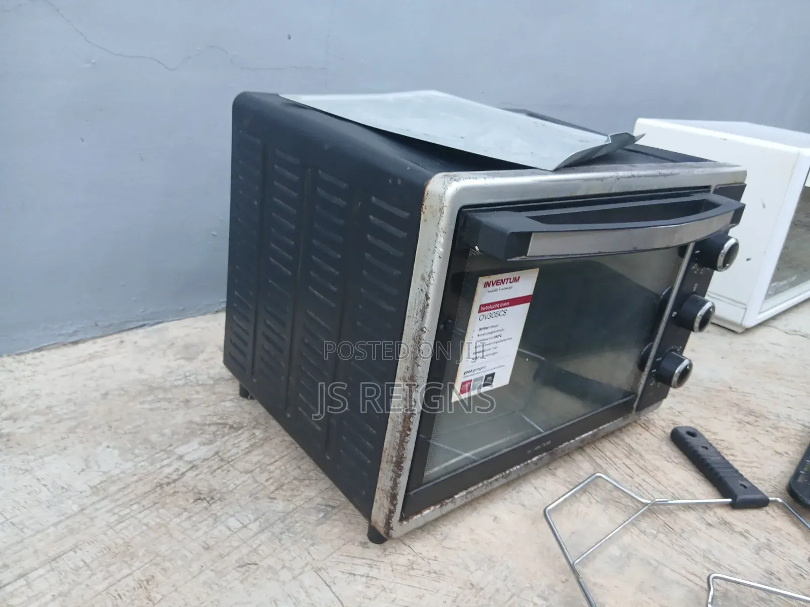 Microwave Oven