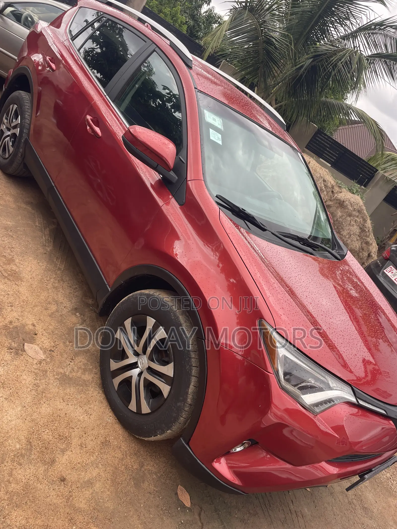 Toyota RAV4 2017 Red