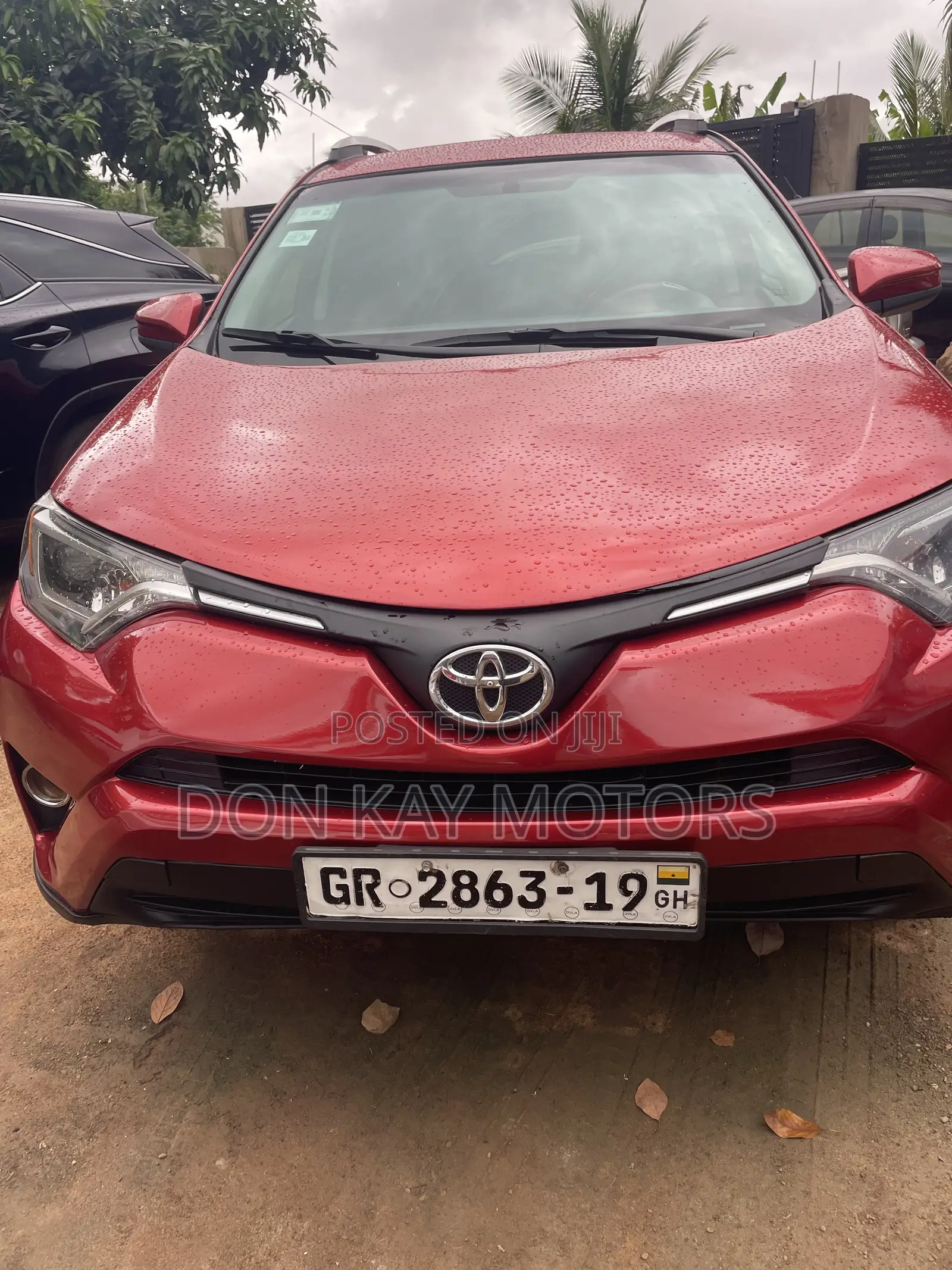 Toyota RAV4 2017 Red