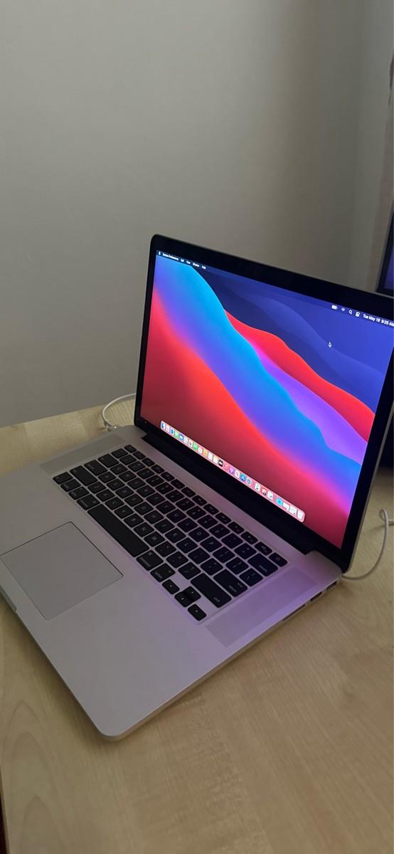 Laptop Apple MacBook Pro 2015 16GB Intel Core i5 SSD 256GB for