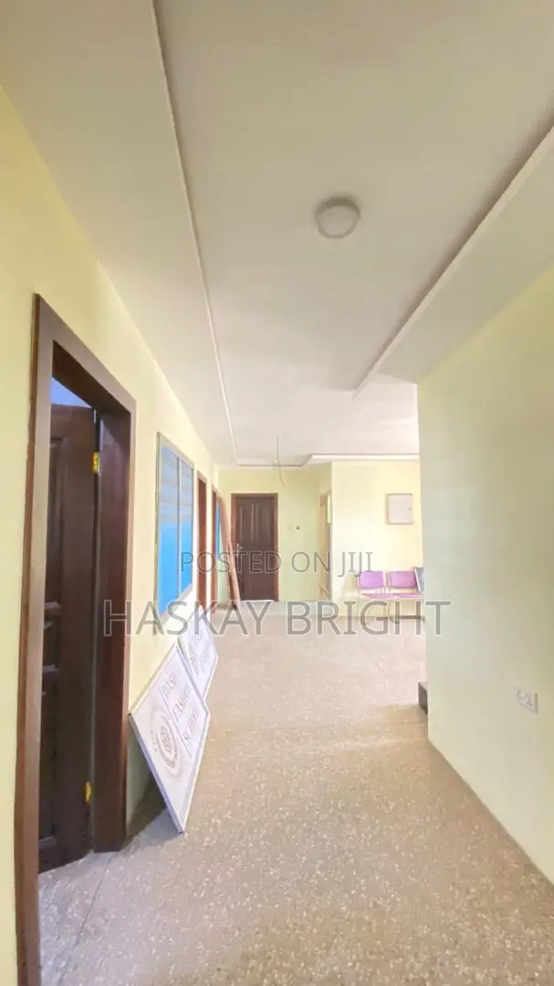 Commercial Space of 3 Bedrooms Apartment for Rent at Achimota Mile 7