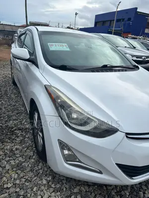 Hyundai Elantra 2016 White