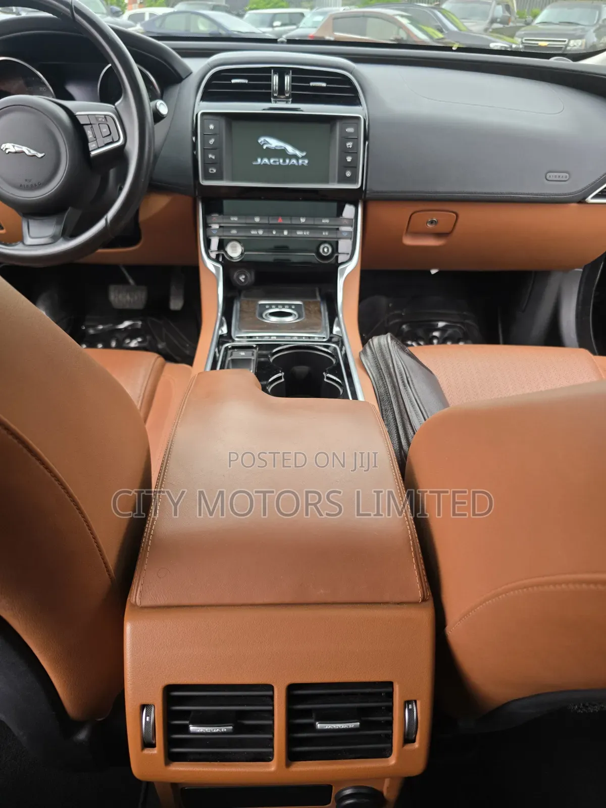 Jaguar XE 25t Premium RWD 2017 Black
