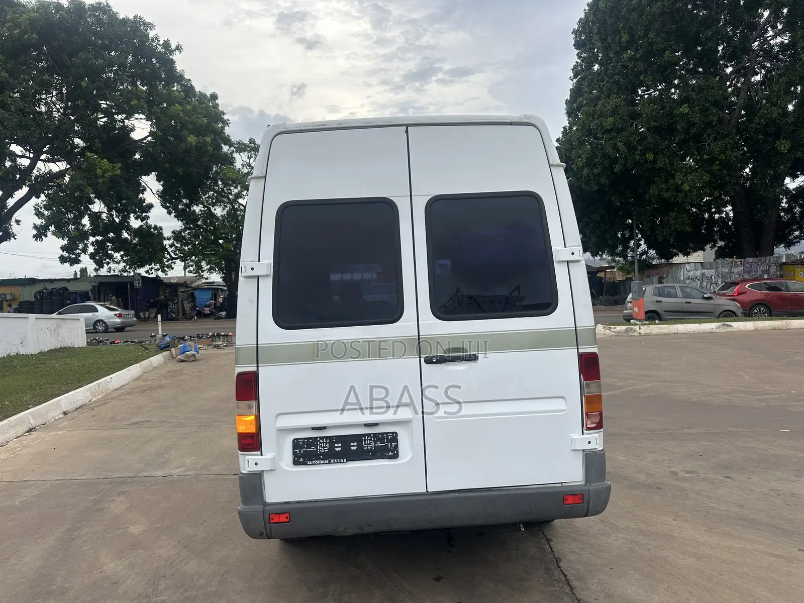 Mercedes-Benz Sprinter 1999 White