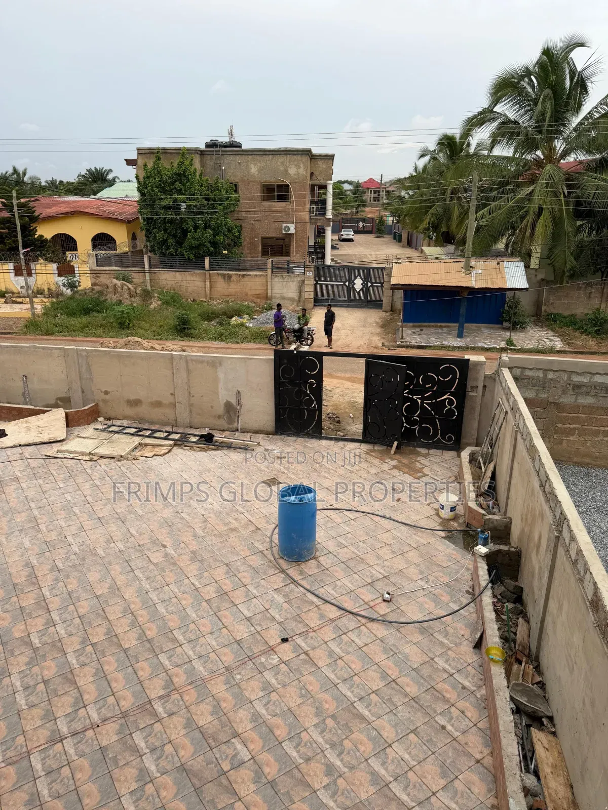 5bdrm House in Accra Metropolitan for sale