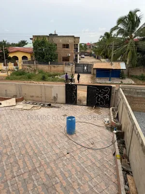 5bdrm House in Accra Metropolitan for sale