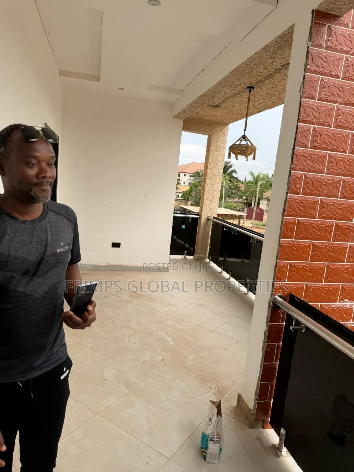 5bdrm House in Accra Metropolitan for sale