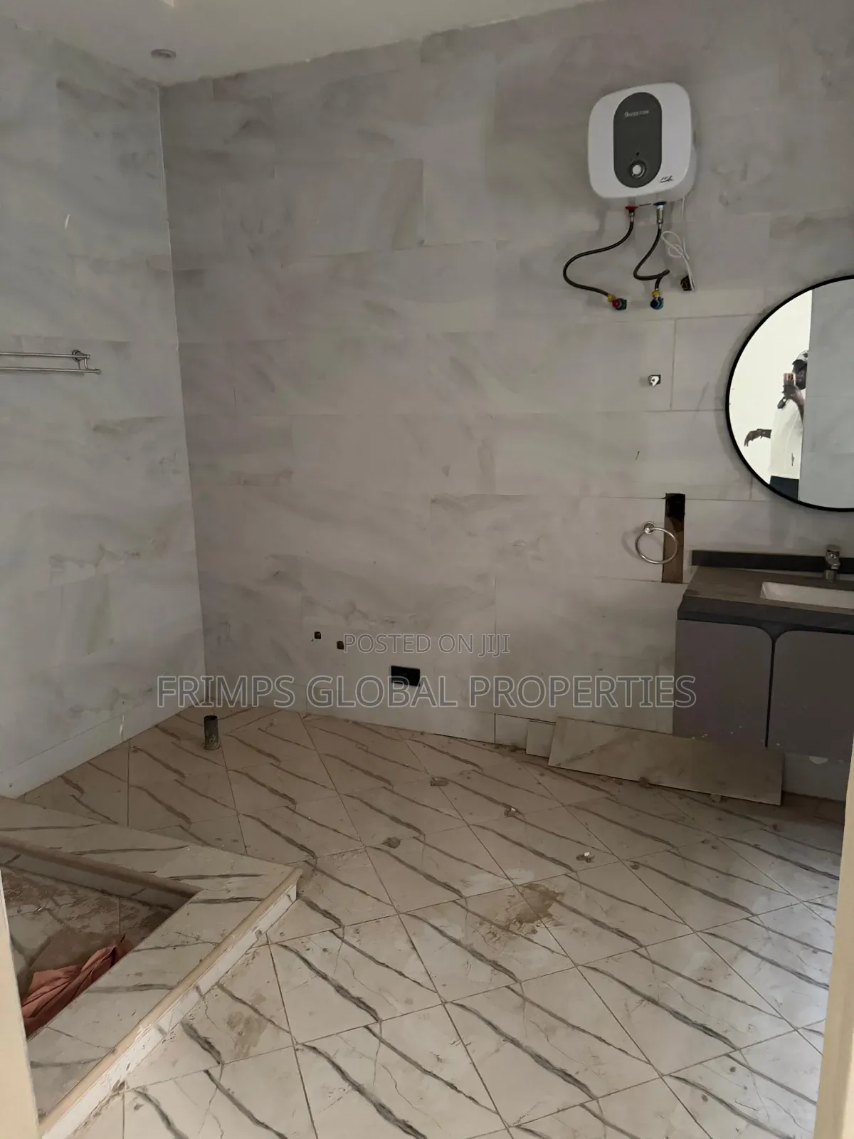 5bdrm House in Accra Metropolitan for sale