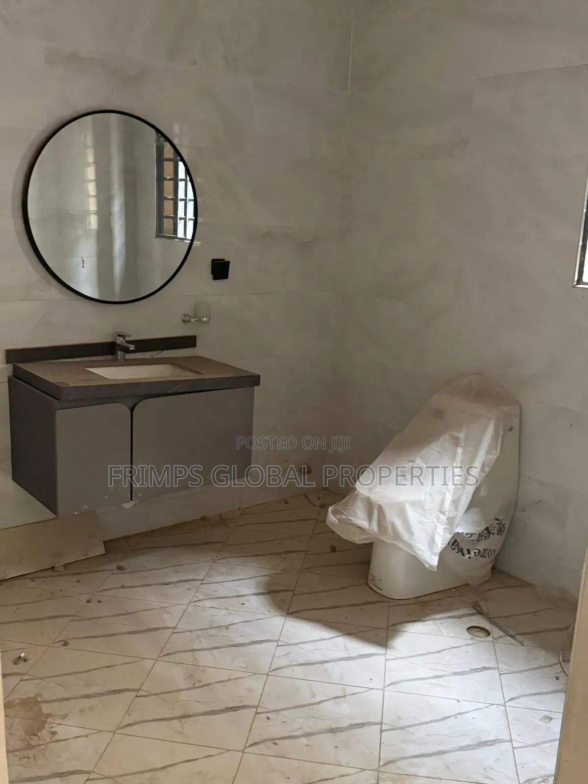 5bdrm House in Accra Metropolitan for sale