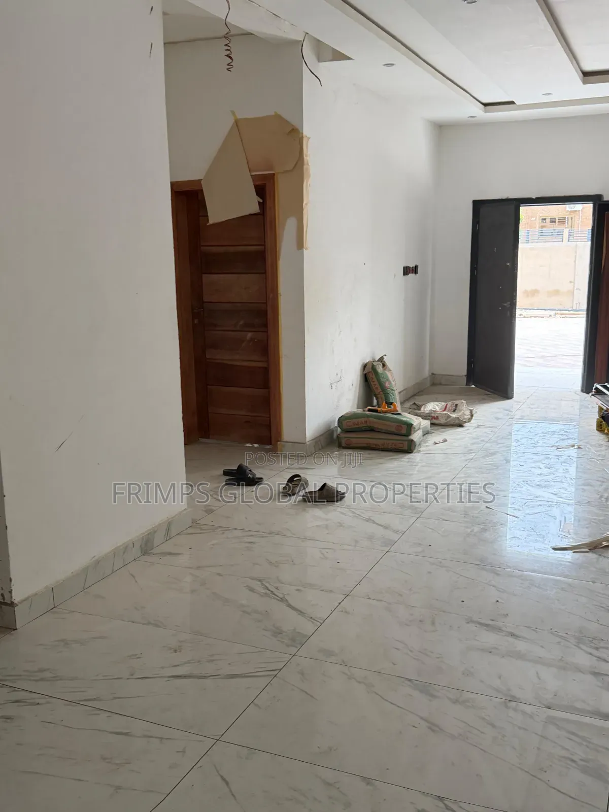 5bdrm House in Accra Metropolitan for sale