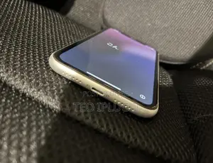 Apple iPhone XR 128 GB White