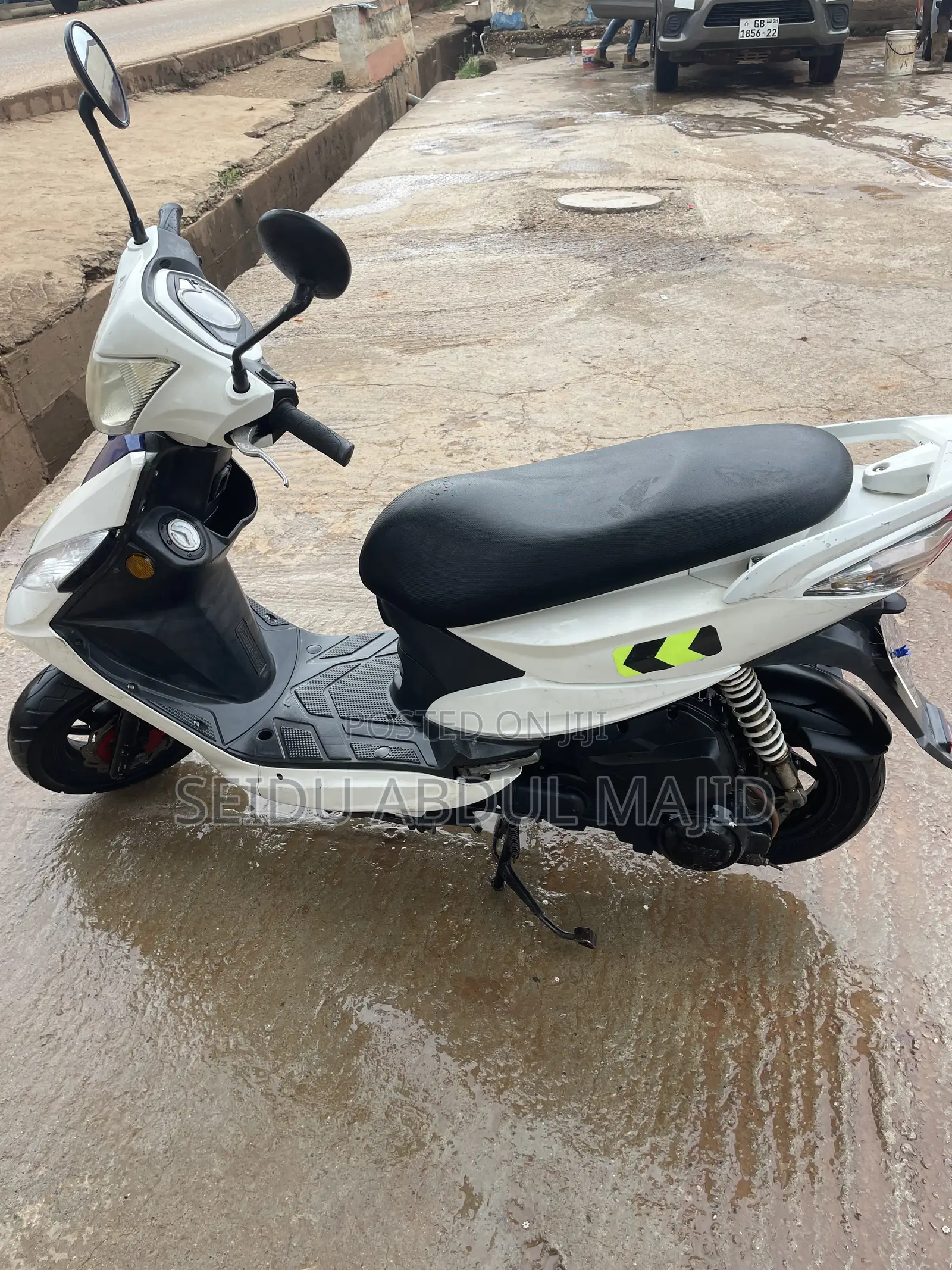 Yamaha 2022 White