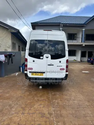 Mercedes-Benz Sprinter 2011 White