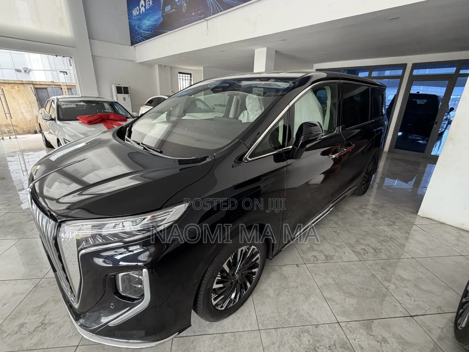 New Hongqi E-HS9 Flagship 2025 Black