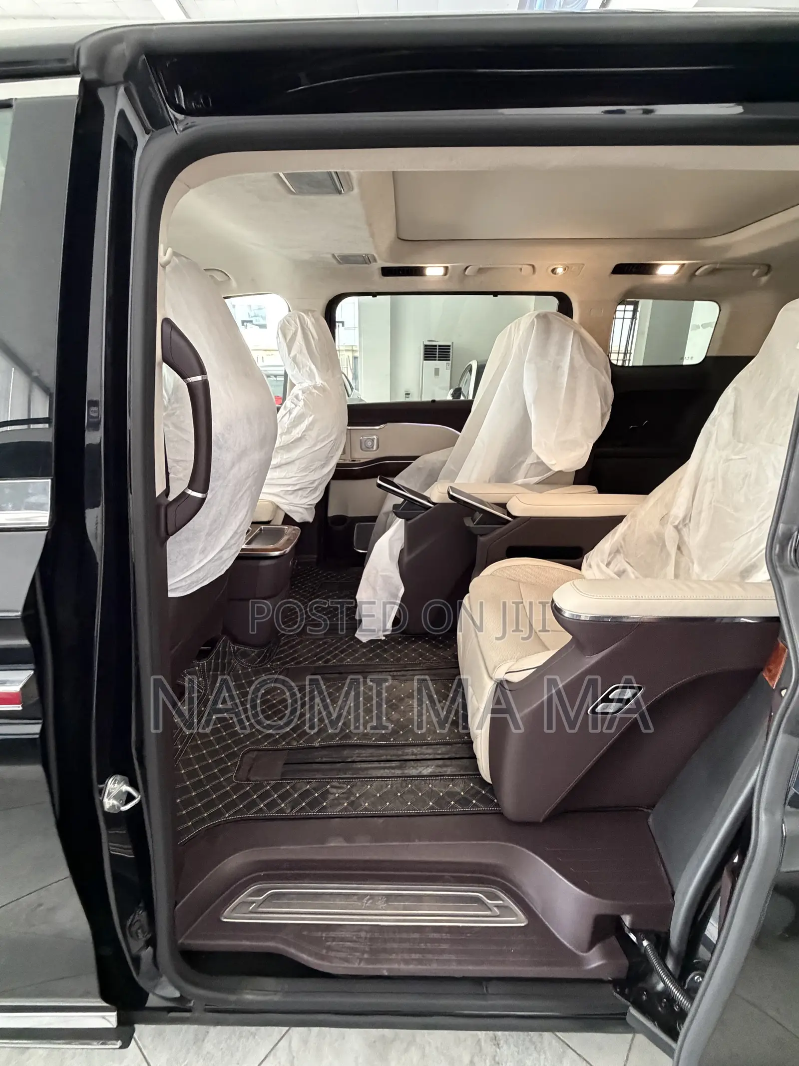 New Hongqi E-HS9 Flagship 2025 Black
