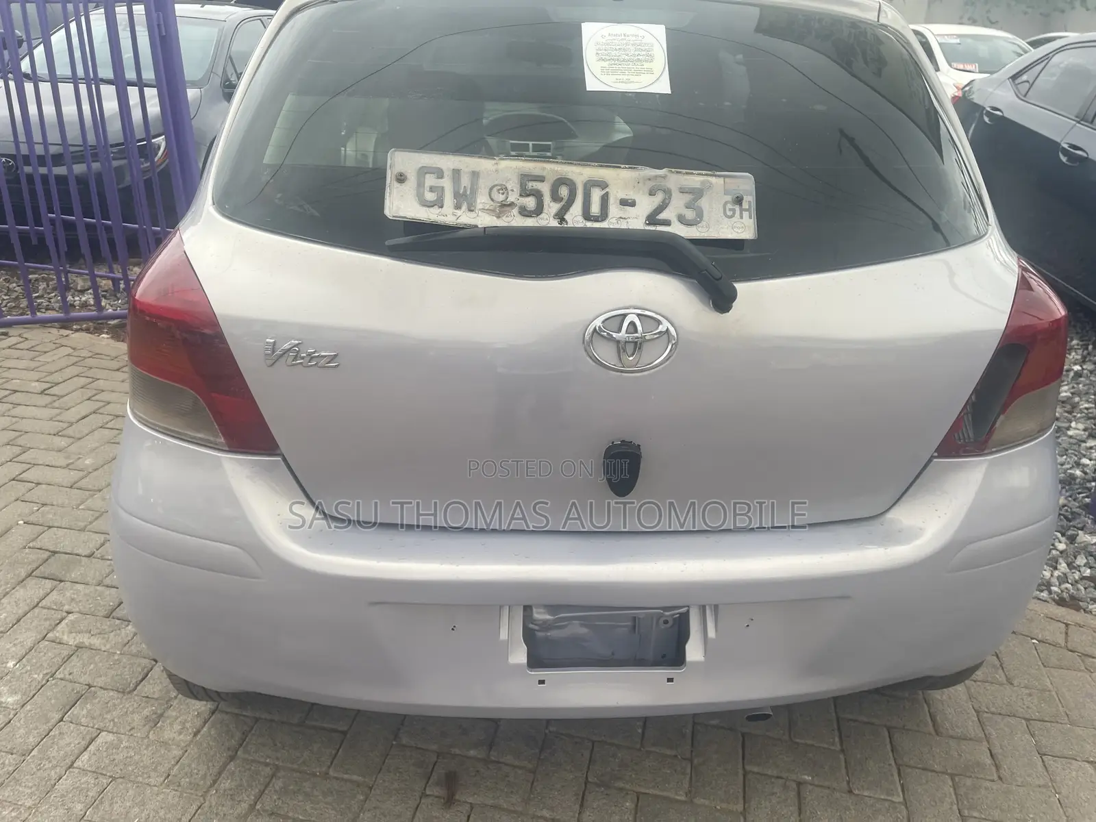 Toyota Vitz 2010 Black